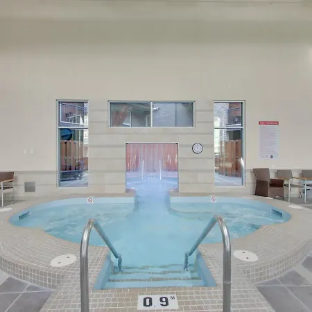 The Mountaineer By Instantsuites Pool & Hottub Canmore Exterior photo